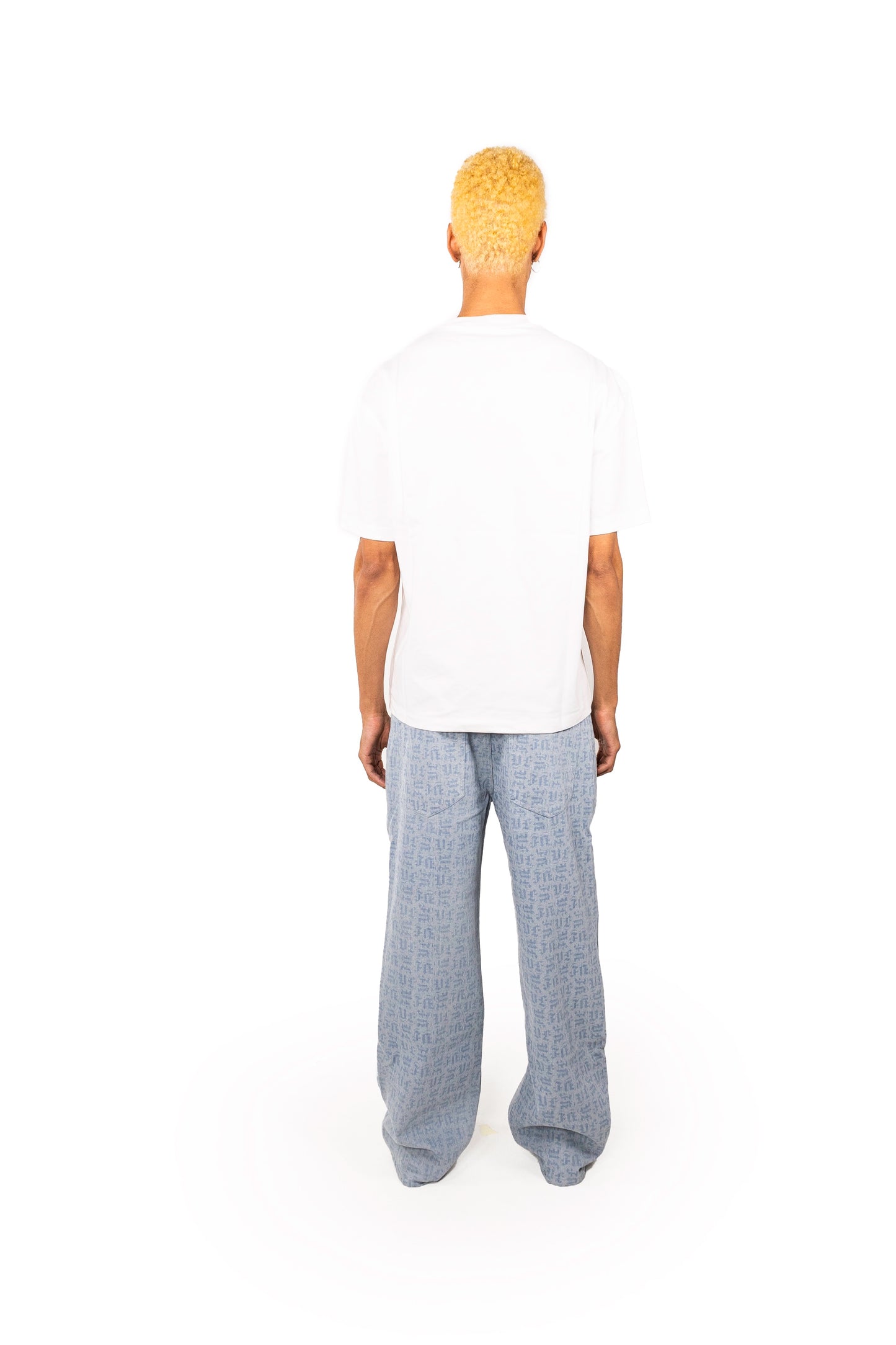 NO DISTRACTION T-SHIRT WHITE