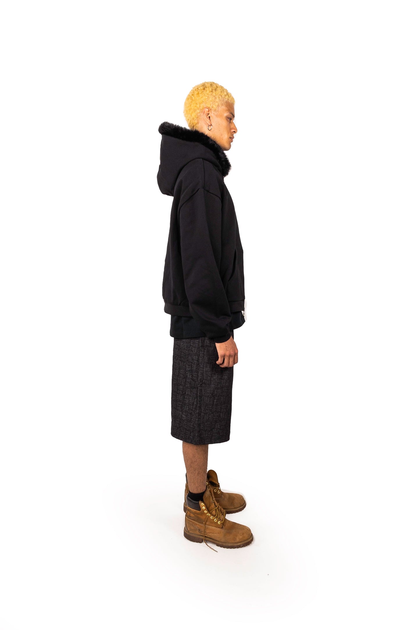 BLACK ZIP UP FUR HOODIE
