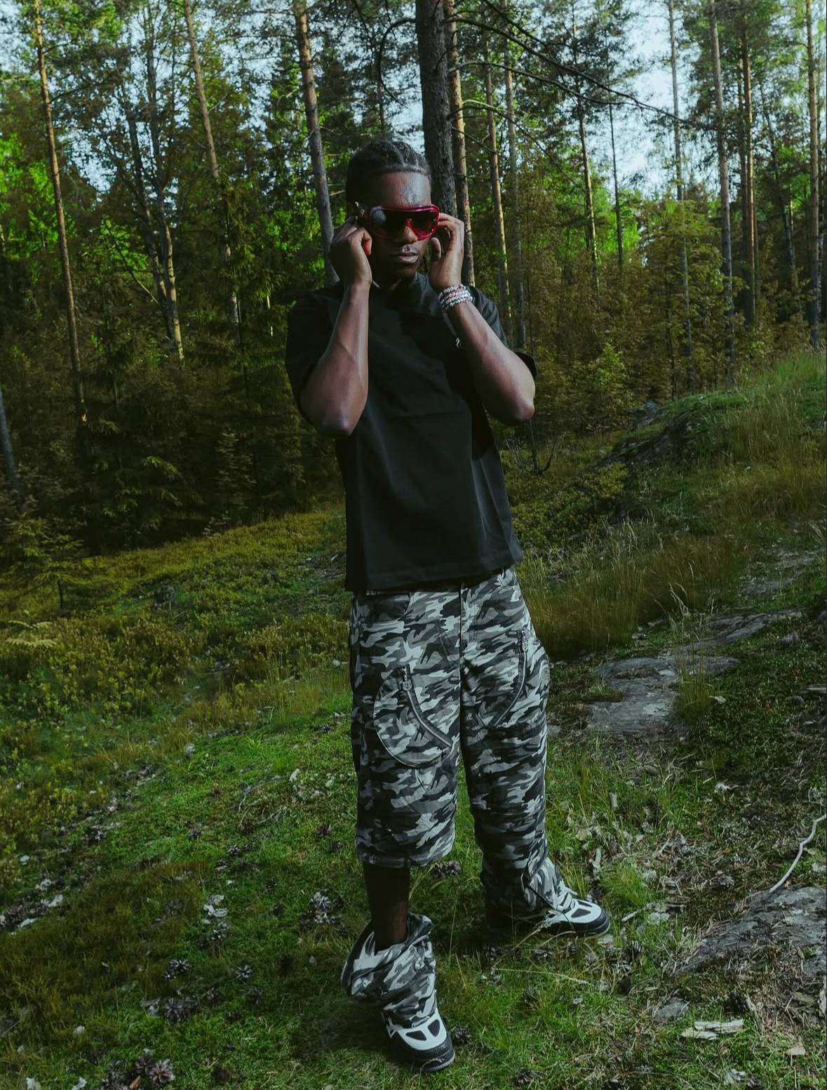 CAMOUFLAGE DETACHABLE CARGO PANTS